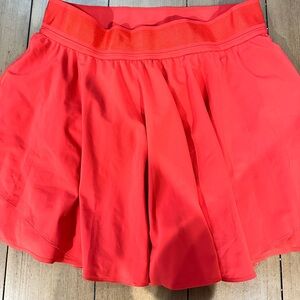 Size 8 Lululemon Skirt